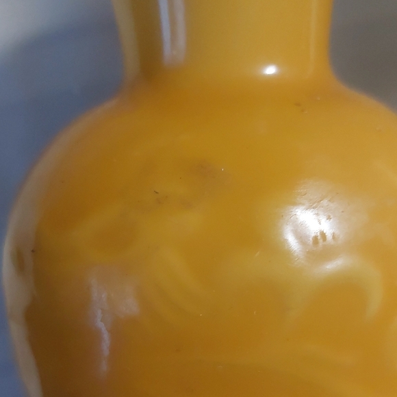 Elegant Orange Vase - Picture 13 of 15